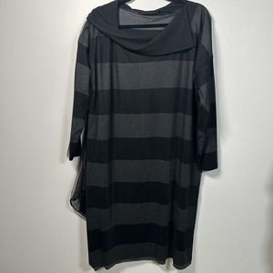 LUUKAA Dress Black Gray Women's Size 8 Striped Lagenlook Midi Long Sleeve